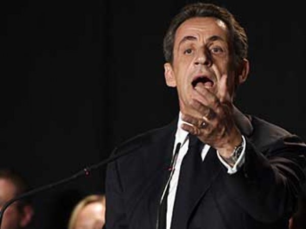 Саркози раскритиковал позицию Олланда по отношению к России