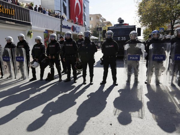 Взрыв в турецкой Анталье: есть пострадавшие (ФОТО)