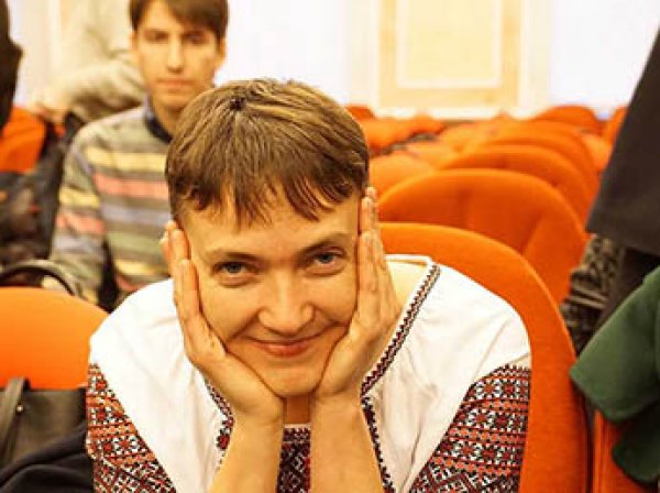 «Слава Украине! Героям слава!»: Савченко устроила шоу в Верховном суде РФ (ВИДЕО)