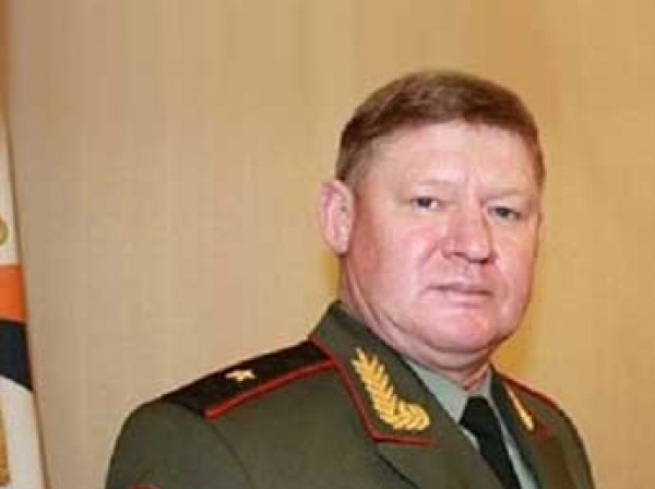 Сердюков стал командующим ВДВ вместо Шаманова