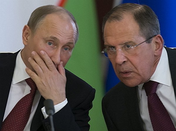 В Сети продаются оловянные фигурки Путина, Лаврова и Бастрыкина за 12 тыс. долларов (ФОТО)