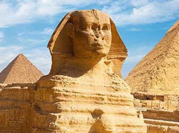 Археологи нашли в пирамиде Хеопса две загадочные потайные комнаты