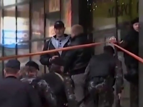 Резня в Минске у ТЦ "Европа": подросток с бензопилой объяснил мотивы своей атаки (ВИДЕО)