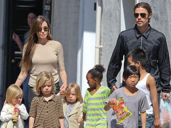 Анджелина Джоли, последние новости: в Сеть попали ФОТО особняка, где скрывается актриса с детьми