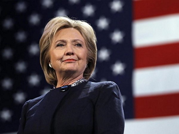 Newsweek пришлось отозвать 125 тысяч копий о «мадам президенте» Клинтон