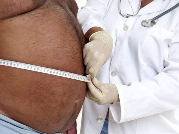 Ученые назвали причину, по которой люди не могут похудеть