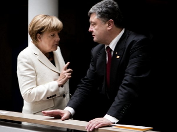 Порошенко и Меркель договорились о встрече в «нормандском формате»