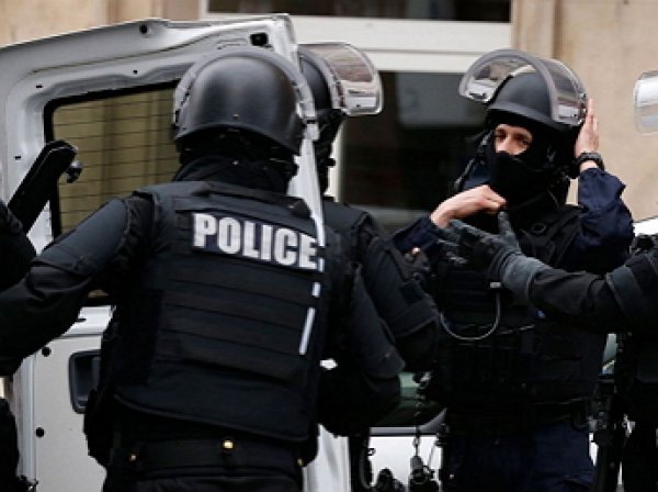 Во Франции экстремисты планировали теракты против полиции