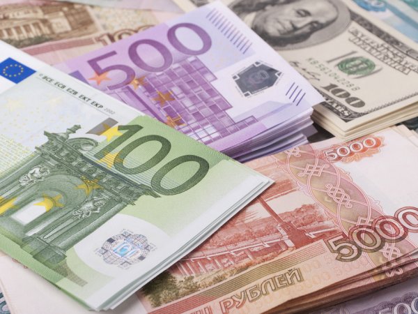 Курс доллара на сегодня, 7 ноября 2016: эксперты рассказали, что будет с долларом и евро после выборов в США
