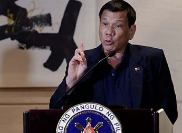 Совершено покушение на обругавшего Обаму президента Филиппин: есть раненые (ФОТО)