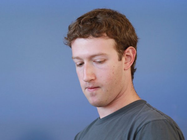 Facebook случайно похоронил Цукерберга и сотни других1 пользователей (ФОТО)