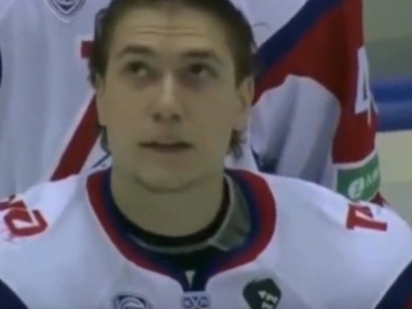 Пользователей Сети восхитил гимн СССР на хоккее в Словакии (ВИДЕО)
