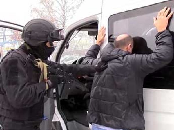 ФСБ обнародовала ВИДЕО задержания боевиков ИГИЛ