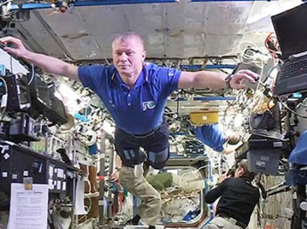 Флешмоб в космосе: астронавты МКС присоединились к Mannequin Challenge (ВИДЕО)
