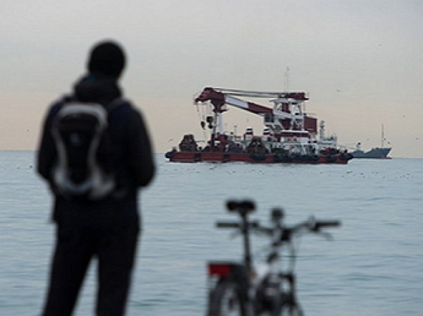 Крушение Ту-154, последние новости: очевидец снял на ВИДЕО взлёт, полёт и падение самолета в Черное море