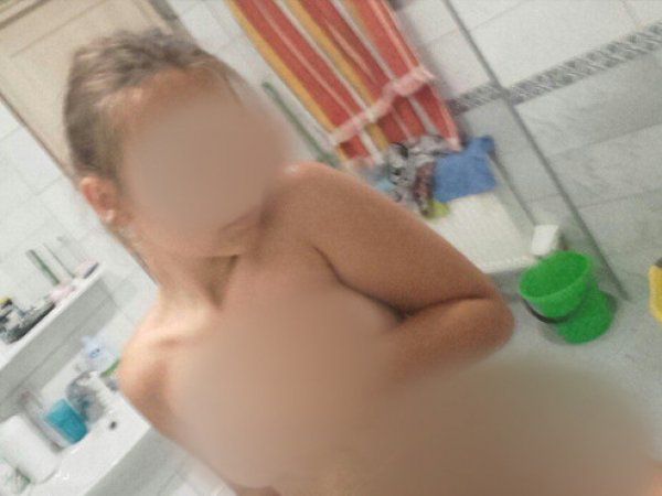 Семиклассница из Краснодара Мария своими голыми ФОТО шокировала одноклассников и весь Интернет