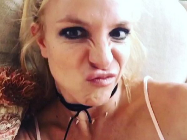 Хакеры "похоронили" Бритни Спирс