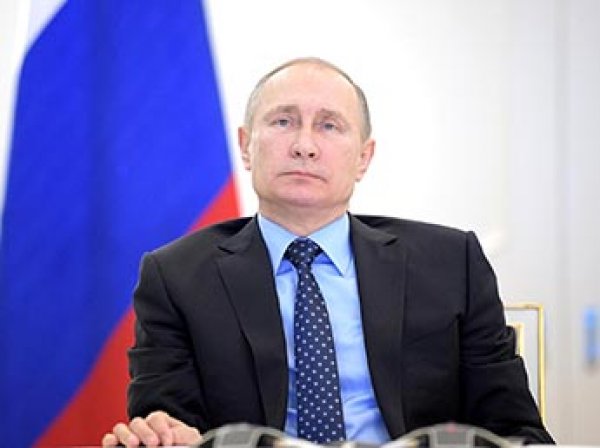 Путин дал старт поставкам газа в Крым по трубе