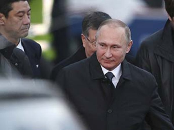 "Это просто опоздание": Путин опоздал с визитом в Японии, но генсек его защитил