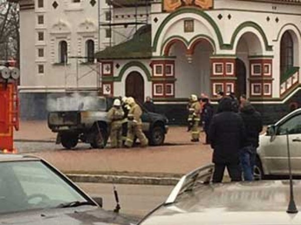 В Калининграде мужчина заживо сжег себя у храма Всех Святых (ФОТО, ВИДЕО)