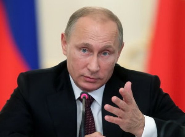"Не надо их разочаровывать": Путин прокомментировал «строительство» телепорта в РФ