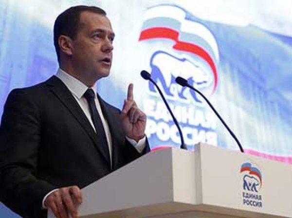 СМИ: визит Медведева на ВДНХ "телепортировал" целый район