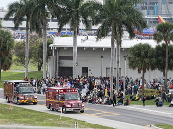 Стрельба в аэропорту Флориды: 5 погибших, 37 раненых (ФОТО, ВИДЕО)