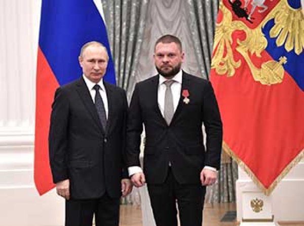 Василий Ливанов и Александр Масляков получили госнаграды из рук Путина