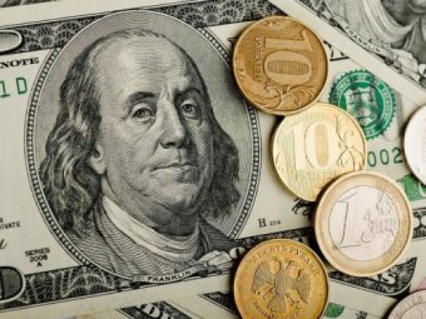 Курс доллара на сегодня, 1 февраля 2017: эксперты дали прогноз по курсу рубля в случае отмены санкций