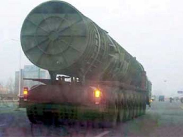 "Это лишь домыслы": в Китае опровергли размещение ракет на границе с Россией