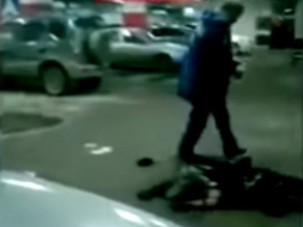 Убийство в ТЦ "Вегас": в московском торговом центре зарезали подростка (ВИДЕО)