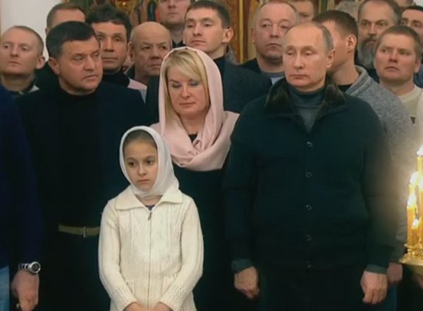 Путин поздравил россиян с Рождеством и пообещал 2017-й год, лучше чем прошлый (ВИДЕО)