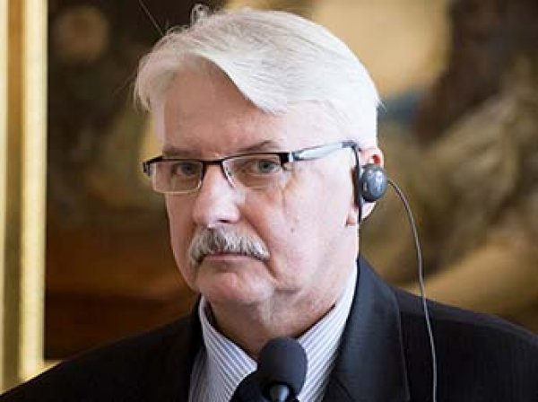 Главу МИД Польши высмеяли за рассказ о встрече с министром несуществующей страны