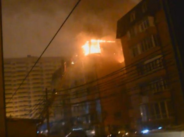 Пожар в Краснодаре сейчас: огонь уничтожил 20 квартир, погиб человек (ФОТО, ВИДЕО)
