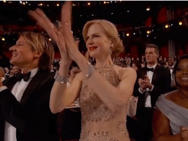 "Тюленьи" аплодисменты Николь Кидман на вручении "Оскара" удивили соцсети (ФОТО, ВИДЕО)