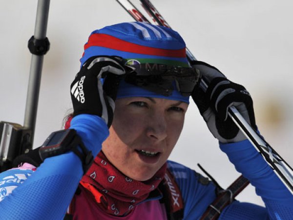 Российскую биатлонистку Глазырину временно отстранили от участия в соревнованиях