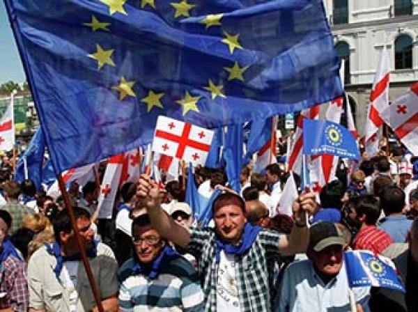 Совет ЕС одобрил отмену визового режима с Грузией
