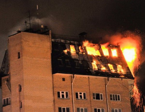 Пожар в Наро-Фоминске сейчас: огонь уничтожил 16 квартир в многоэтажке (ФОТО, ВИДЕО)