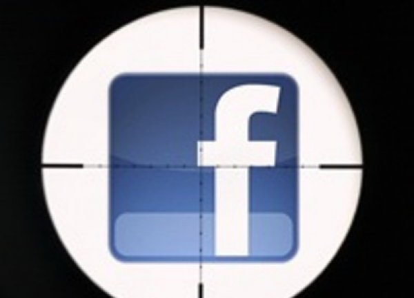 Киллер-шантажист атаковал российских знаменитостей Facebook (ФОТО)