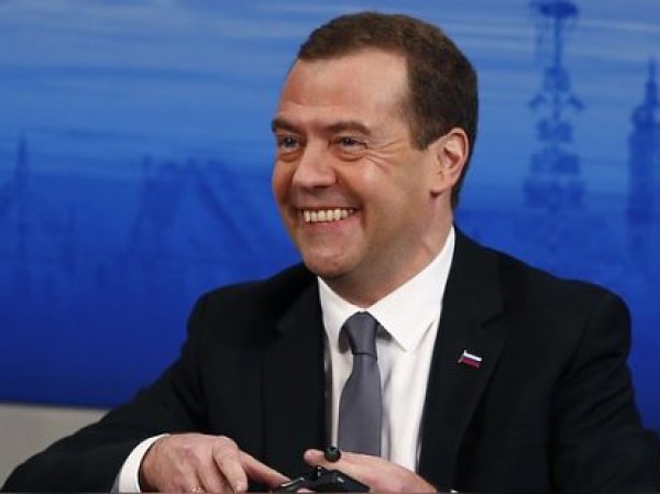 ИноСМИ отреагировали на расследование ФБК о "тайной империи" Медведева