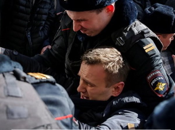 #ДимонОтветит: на митинге 26 марта Навального задержали в центре Москве (ВИДЕО)