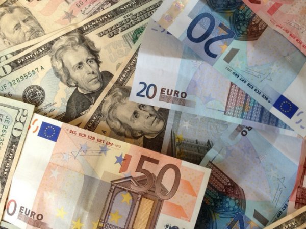 Курс доллара на сегодня, 10 марта 2017: апрель начнется с высоких курсов евро и доллара - прогноз экспертов