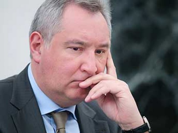 Рогозин призвал отказаться в России от иностранных самолетов