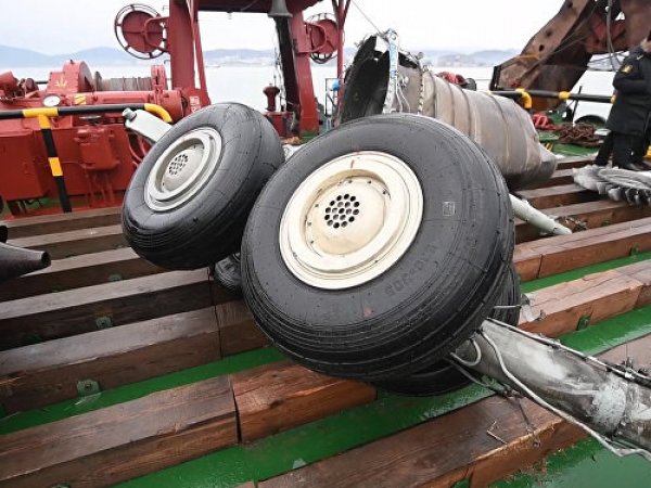 Крушение самолета Ту-154 в Сочи, последние новости: опубликован последний разговор экипажа (ВИДЕО)