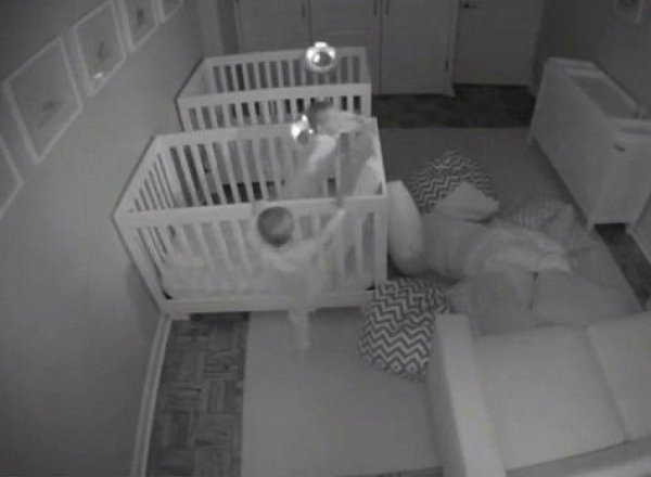 YouTube ВИДЕО из спальни 2-летних близнецов собрало 67 млн просмотров