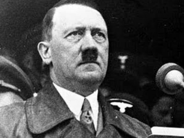 В Италии показали написанную Гитлером картину (ФОТО)