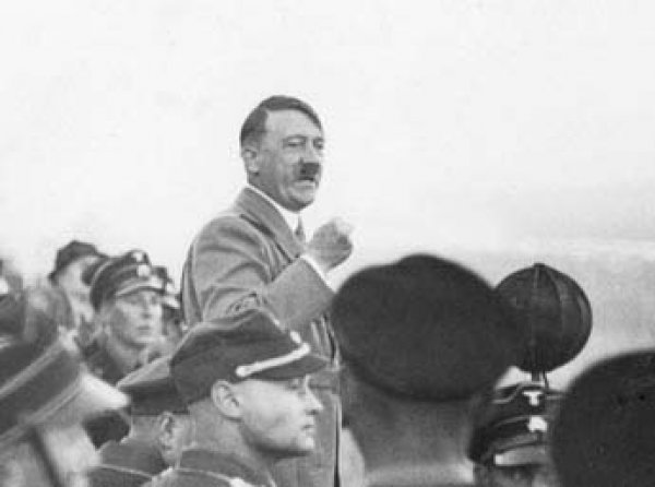 СМИ узнали новые неизвестные детали смерти Гитлера