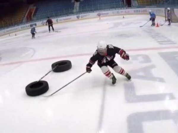 YouTube ВИДЕО трюков детей-хоккеистов собрало 15 млн просмотров