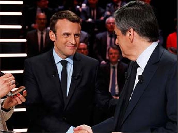 Лидер президентской гонки во Франции Макрон призвал не сближаться с Россией