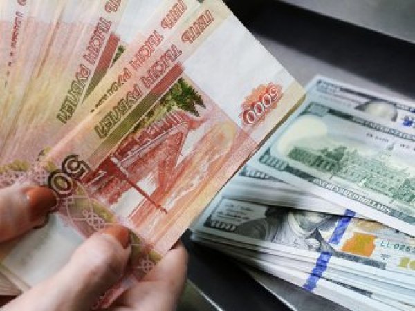 Курс доллара на сегодня, 6 апреля 2017: рубль обновил двухлетний максимум